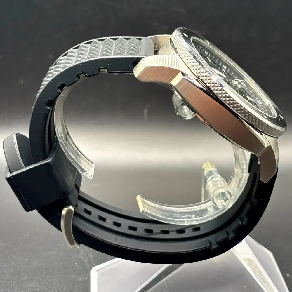 Fossil mega machine